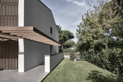 Carrara-Villa-Outdoor_Victor-Vasilev_Ph-Leo-Torri